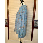 Likely a Medium Teal hidden button Down shirt w. Birds Butterflies & Foliage Photo 3