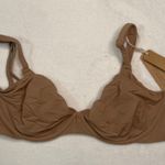 SKIMS Fits Everybody Plunge Bra NWT 36A Photo 1