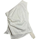 White‎ One Photo 0