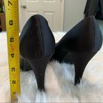 Michaelangelo  size 8 m black‎ heels pumps with sparkly accent at toes peep toe Photo 8