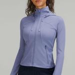 Lululemon NWT  rain repellent run jacket running peri purple size 2 Photo 0