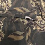 Athleta Trekke North floral shorts women’s size 12 athletic green vacation Photo 6