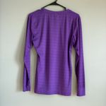 Zyia  Chill Long Sleeve Perforated Long Sleeve Athletic Shirt size M Photo 3