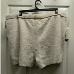 Auden NWT Women's Plus Size 2X Cream Oat Fleece Fuzzy Cozy Sweater Knit Shorts Photo 1