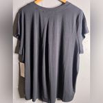 Athleta NWT Gray Short Sleeve With Ease T-Shirt - Size XL Hi Low Photo 1