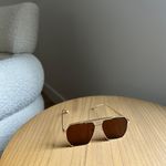 Aviator Style Sunglasses Photo 1