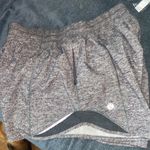 Lululemon  Hotty Hot Short II Sz 6 tall Heather Lux Photo 6