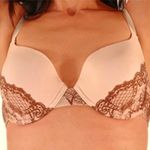 NWOT 3D Illusion Lace T Photo 1