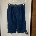 White Stag NWT  Medium Wash Relaxed Fit Capris size 8 Photo 8