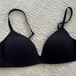 Lululemon Padded T-shirt Bra/ Black/ 34B / never worn / to small for me. Photo 0