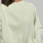 Nike Cream Cropped Crew Neck Photo 0