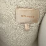 Skies Are Blue  Cream Fleece Jacket Photo 1