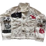 Lisette collection White Denim Jacket with Graphic Patches Photo 0