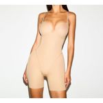SKIMS $188 NWT  BUTT AND HIP ENHANCING MID THIGH BODYSUIT - LARGE Photo 3