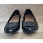 Clarks Women's Size 7 Un Blush Cove Black Leather Ballet Flat Buckle Toe Comfort Photo 2