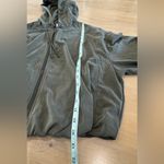 Athleta  Seasoft Bubble Hem Full Zip Aspen Olive Green size medium Photo 10