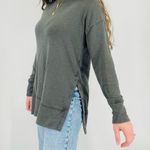 Aerie  slouchy crewneck pullover sweatshirt high low in dark gray XS Photo 3