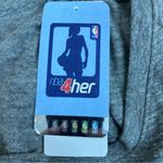 Nba  Pelicans New Orleans Ladies Size XL V-Neck Short Sleeve Gray w/Red &… Photo 6