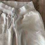 Nike  joggers Photo 1
