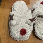 Reindeer Slippers Brown Unisex Brand New Without Tags Never Worn Tan Size 7.5 Photo 1