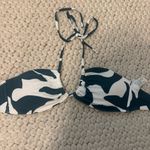 Abercrombie & Fitch Abercrombie upside down triangle bikini top Photo 4