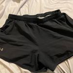 Under Armour Shorts Photo 0