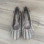 B Makowsky B. Makowsky BMROSE Snakeskin Print Ballet Flats Beige Studded Heel size 6 Photo 2