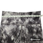 Athleta Salutation Stash Pocket Tie Dye Capri Legging Gray Size 1X Photo 4