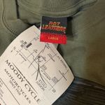 Hot leather shirt Olive Green Never Forgotten POW Veteran USA Tshirt Sz large Photo 1