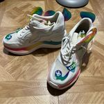 Anthony wang RAISINS Photo 4