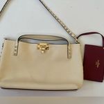 Valentino Garavani Off White leather Rockstud convertible small tote bag Photo 7