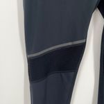 On Running On Cloud Womens Running Tight Size L Full Long Length Black Ankle Zip Size L Photo 3