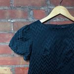 Chevron Puff Photo 1