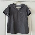 FIGS  Catarina One-Pocket Scrub Top (Graphite) Photo 0