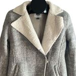 Old Navy oversized Sherpa zip up coat Photo 5