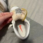 Nike Women’s Blazer Mid Photo 3