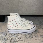 Converse  Chuck Taylor All Star Lift Platform Embroidered Strawberries Photo 3