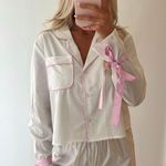 These Three Boutique White With Pink Tie Pjs Photo 0