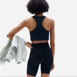 Everlane NWT  the perform bike short small Photo 4