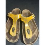 Birkenstock  Womens Gizeh Leather Yellow Metallic Thong Sandals Size 37 US 6‎ Photo 2