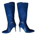 6.5 Monroe & Main royal blue suede knee Photo 11