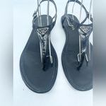 Prada Black Patent leather triangle logo embellished T strap thong sandals EU 41 Photo 2