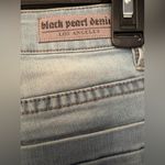 Black Pearl Denim Los Angeles Women’s Bermuda Light Blue Denim Shorts Size 3 Photo 3