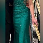 Green prom dress worn once in great condition Size 4 Photo 1
