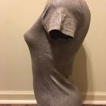 BKE NWOT Buckle V-Neck Shirt Size Small Champagne Very Nice Photo 3