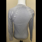 Athleta  Exhilaration Top Long Sleeve‎ Shirt Perforated back Breathable S gray Photo 2