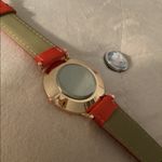 Red fashion watch Photo 2