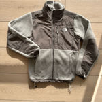 The North Face Vintage Women’s Denali Photo 0