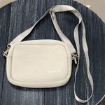 Vooray Crossbody Bag Photo 0