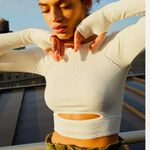 Free People Movement white long sleeve cut out top sz xs/s Photo 1